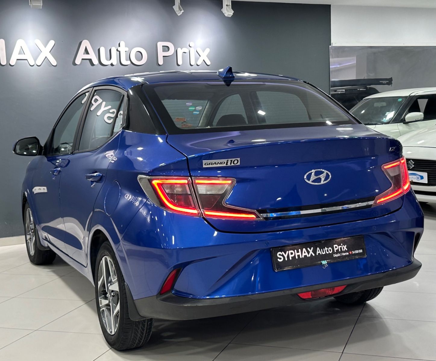 Hyundai Grand i10 Sedan High Grade à Tunis - Photo 4