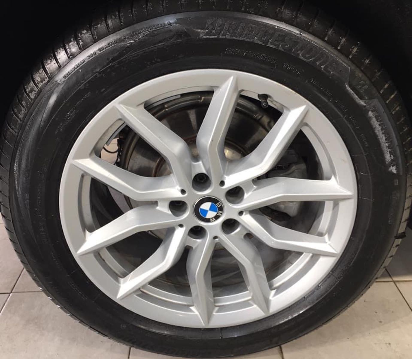 BMW X5 Hybride Xdrive E45 à Tunis - Photo 16