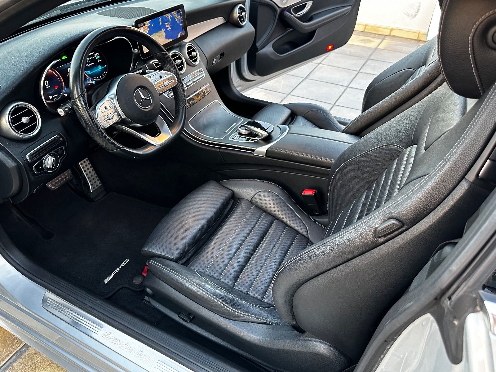 Mercedes-Benz Classe C coupé à sousse - Photo 3