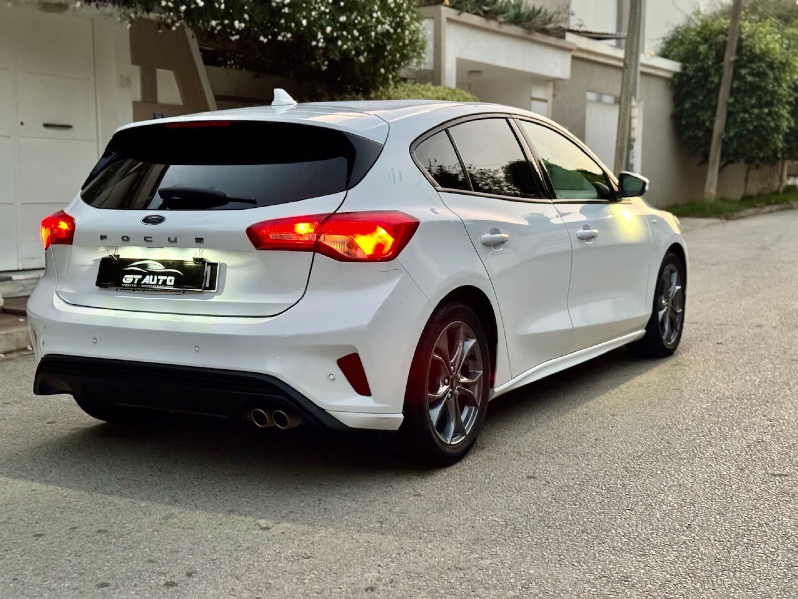 Ford Focus Titanium à Tunis - Photo 1