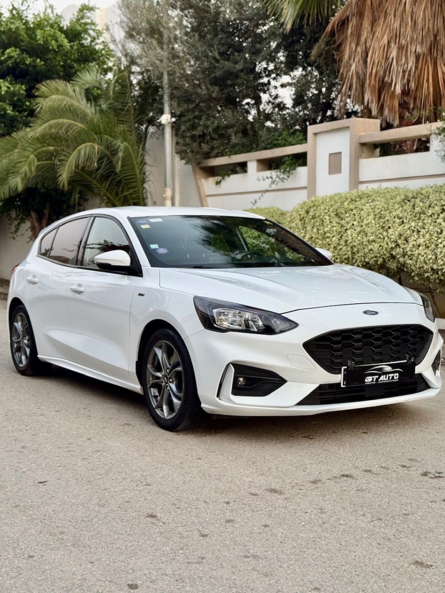 Ford Focus Titanium à Tunis - Photo 11