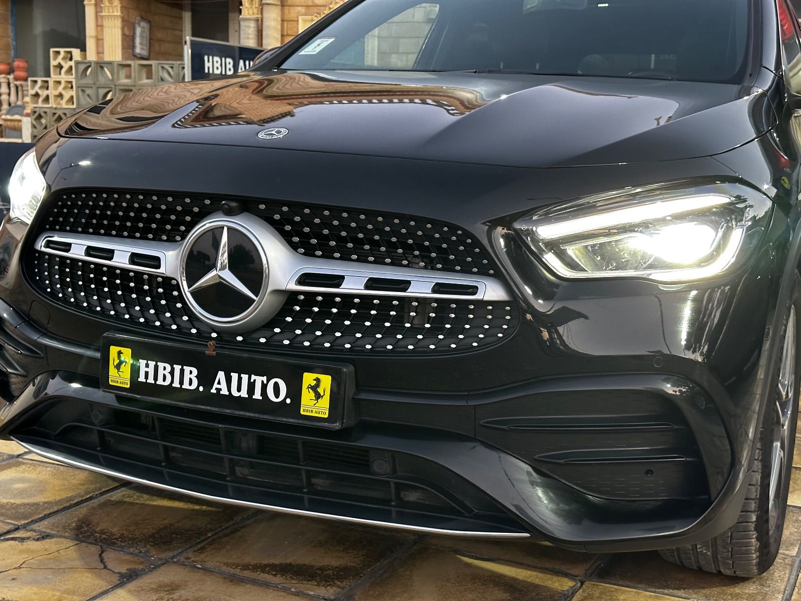 Mercedes-Benz GLA 250e Pack AMG à Tunis - Photo 8