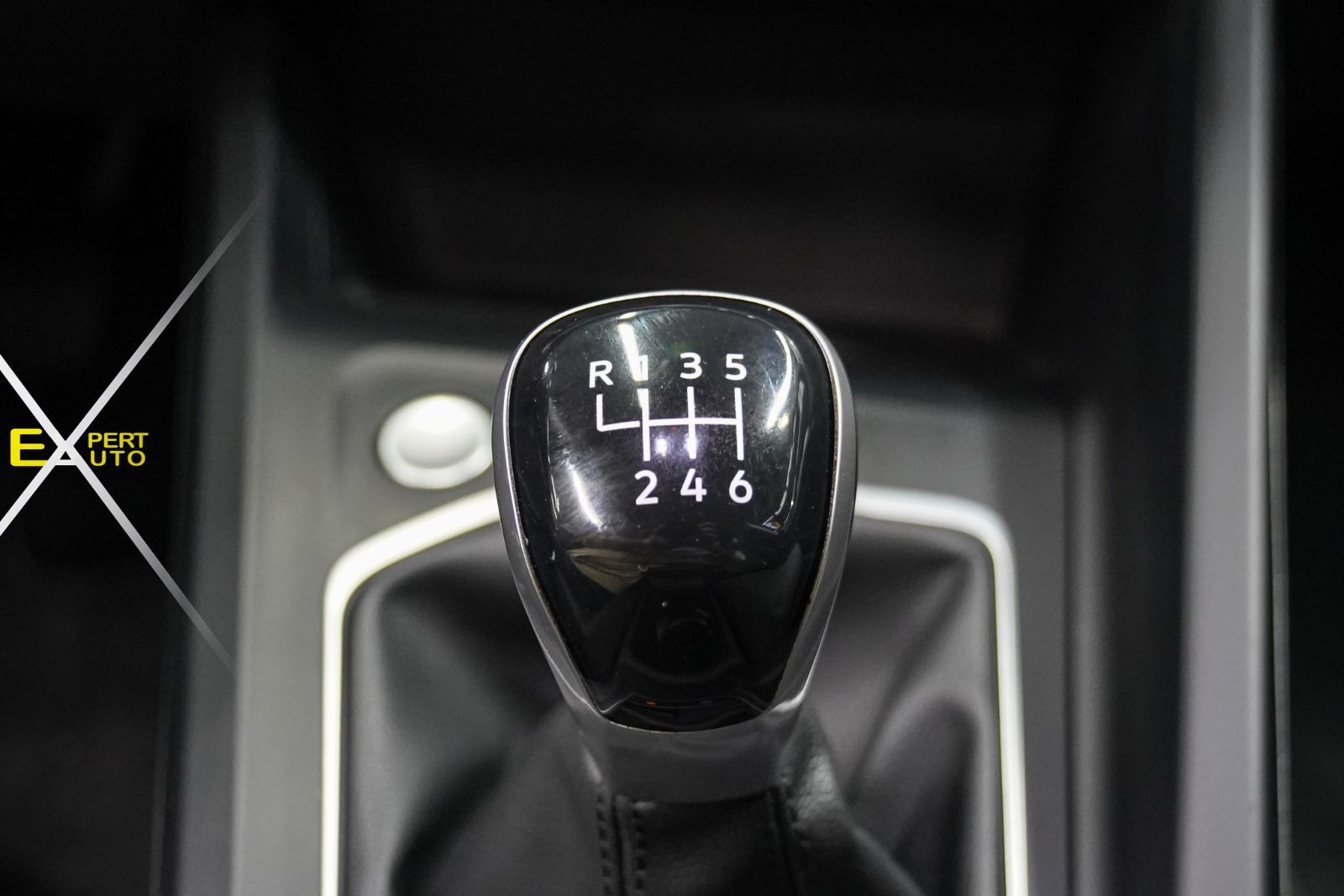 Volkswagen Golf 8 ÉDITION à Ariana - Photo 8