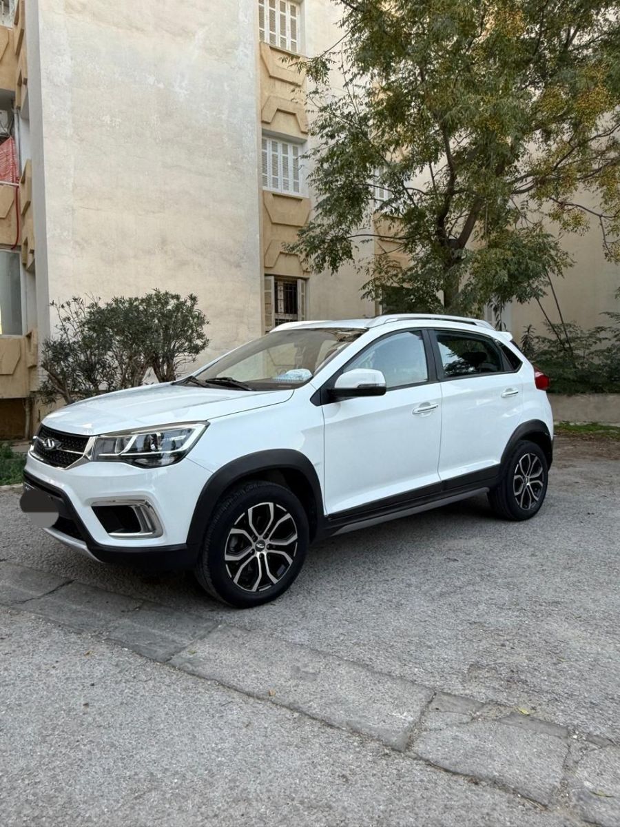 Chery Tiggo 2 Confort à Ariana - Photo 4