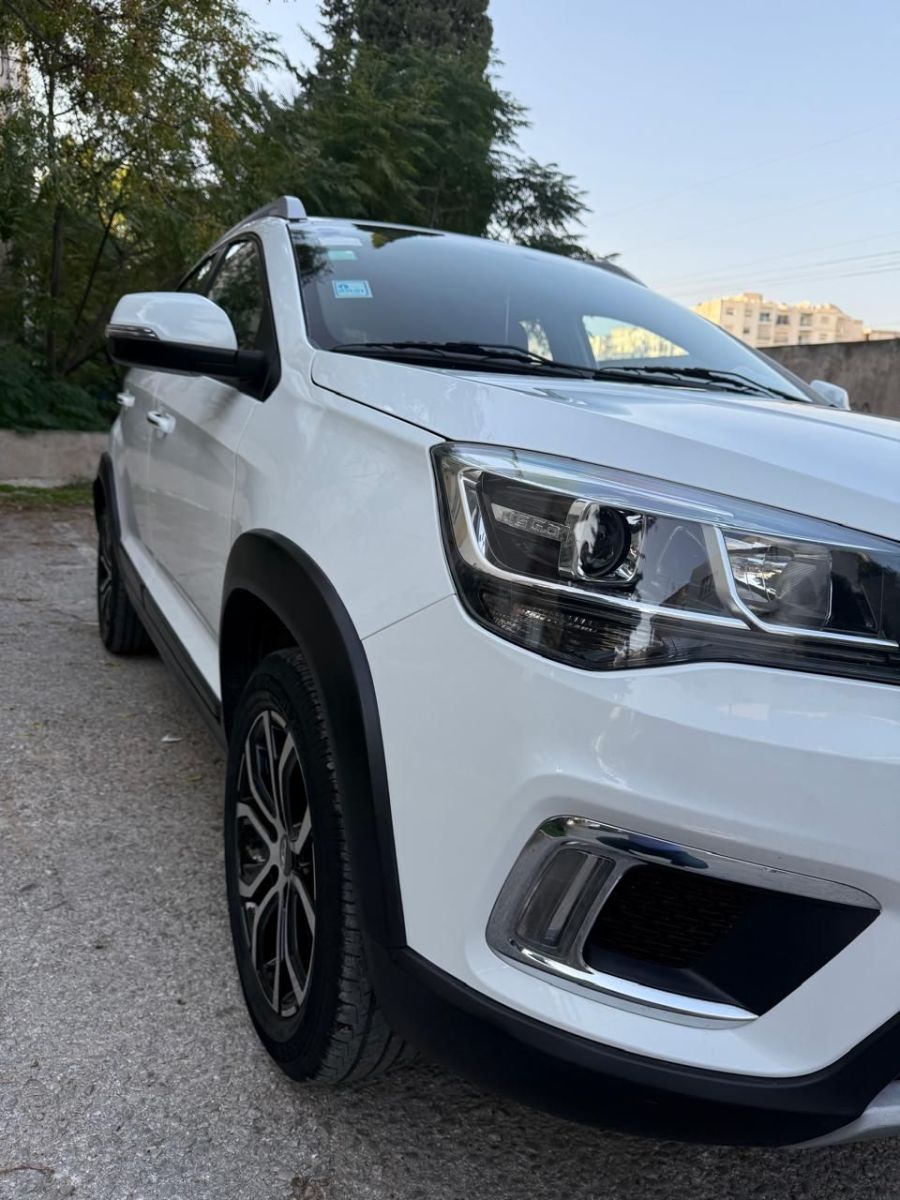 Chery Tiggo 2 Confort à Ariana - Photo 17