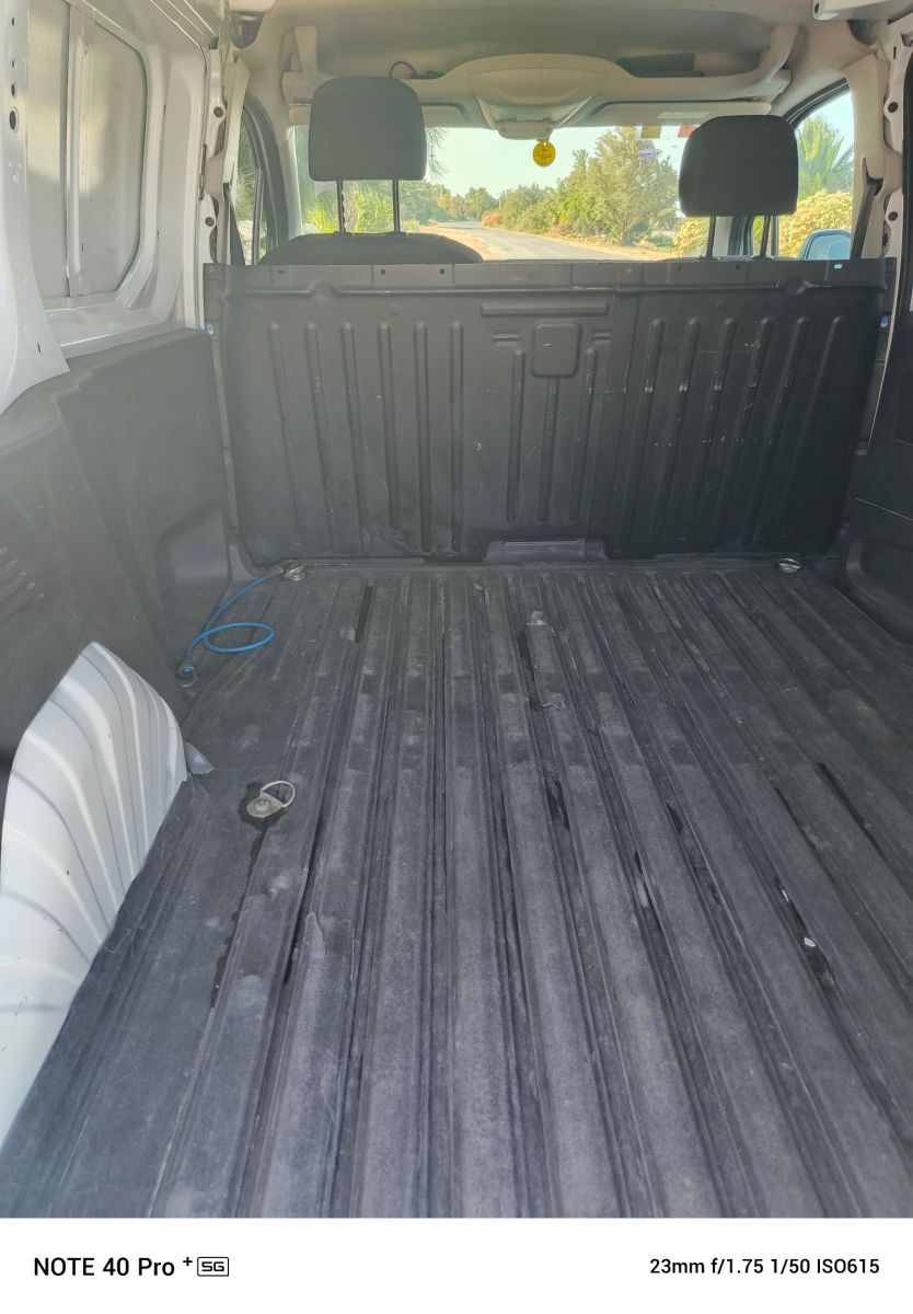 Opel Combo Cargo L2H1 1000 kg à sousse - Photo 8