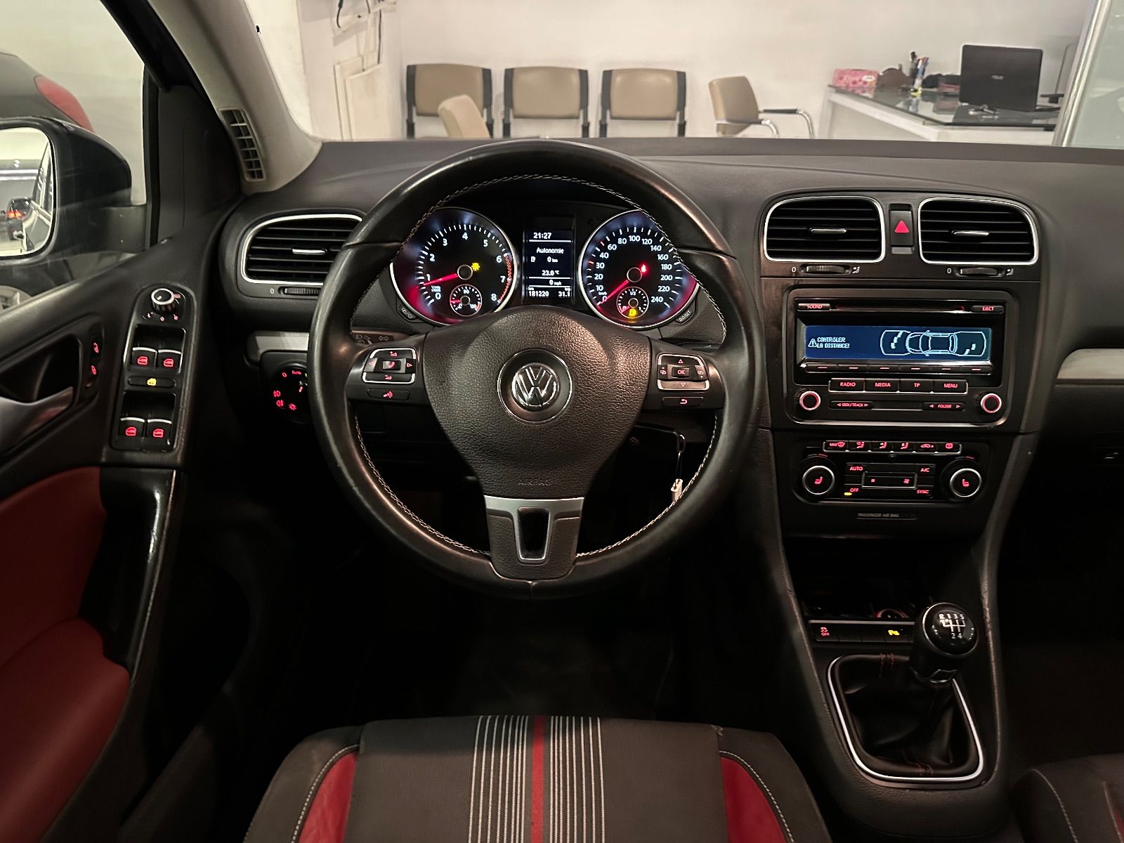 Volkswagen Golf 6 Match à Tunis - Photo 7