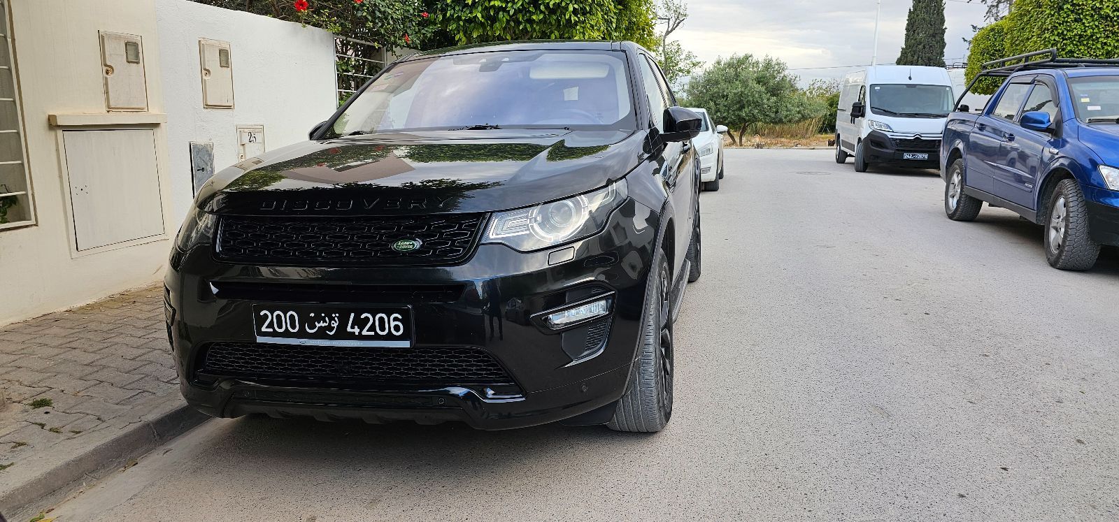 Land Rover Discovery Sport à Tunis - Photo 3