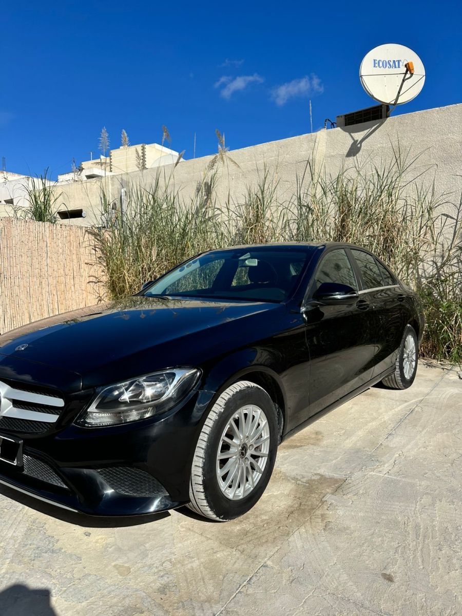 Mercedes-Benz Classe C AMG à Sfax - Photo 2
