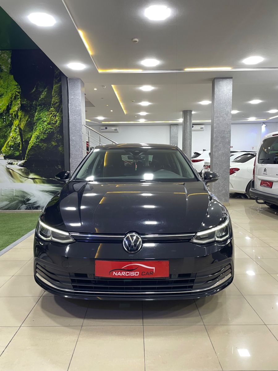 Volkswagen Golf 8 Life