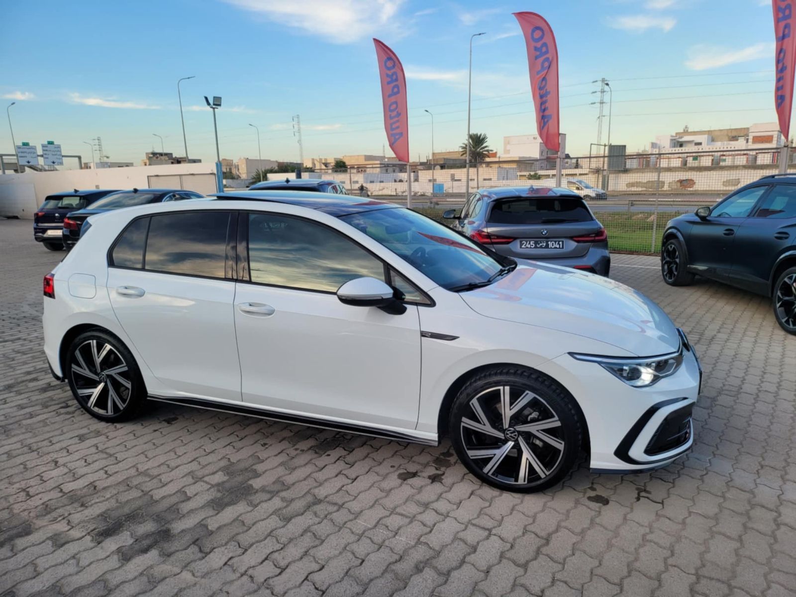 Volkswagen Golf 8 R-Line à Tunis - Photo 7