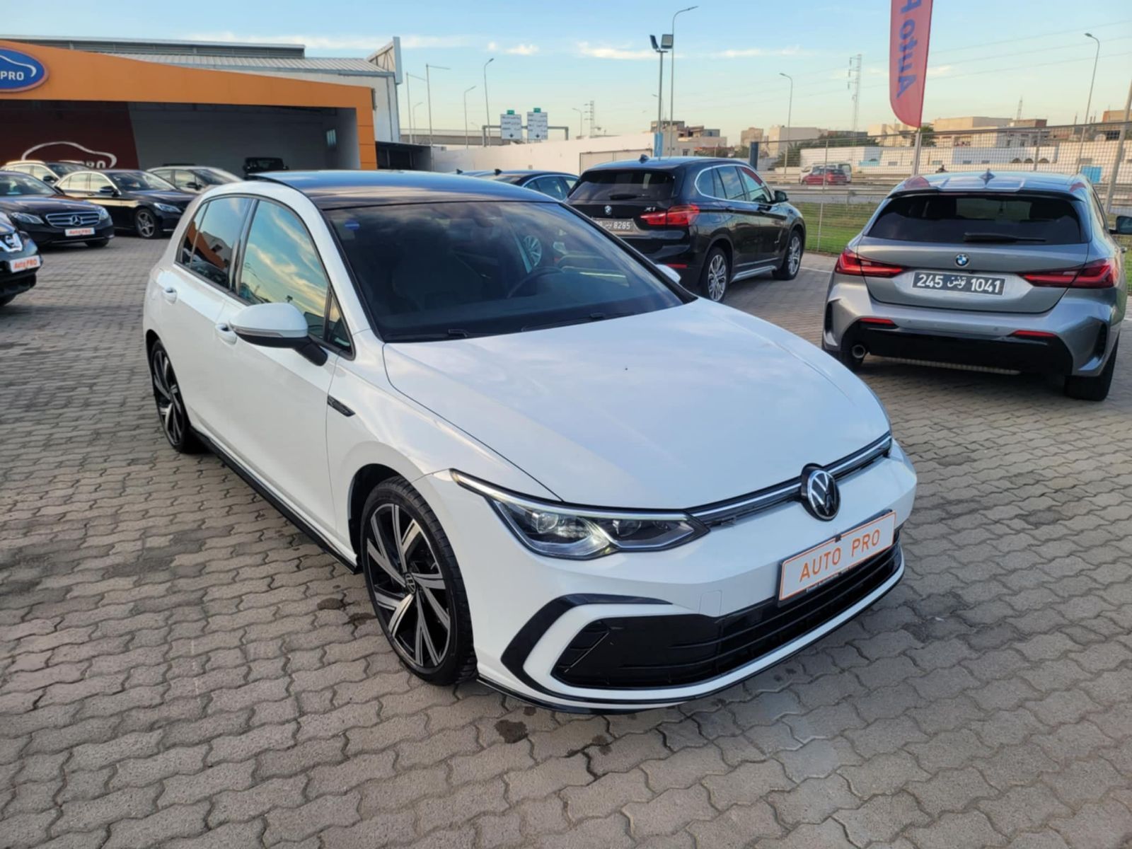 Volkswagen Golf 8 R-Line à Tunis - Photo 14