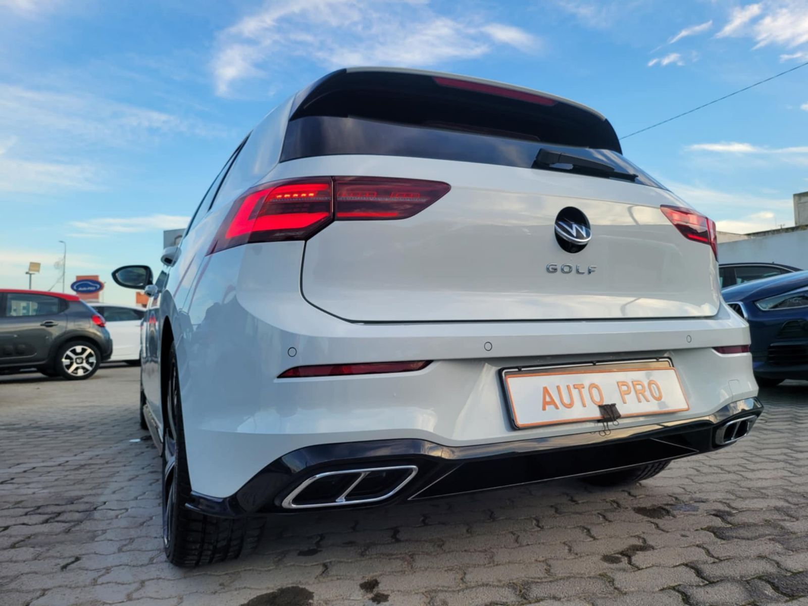 Volkswagen Golf 8 R-Line à Tunis - Photo 15
