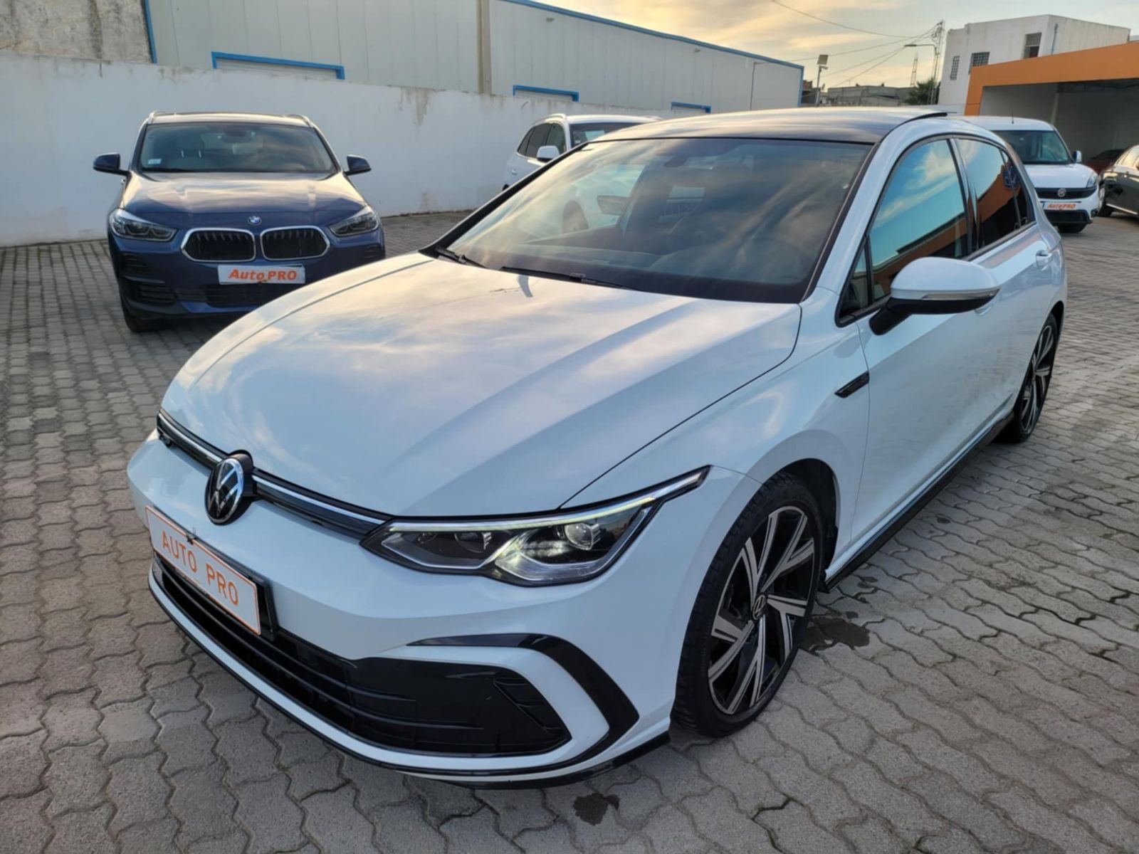 Volkswagen Golf 8 R-Line à Tunis - Photo 6
