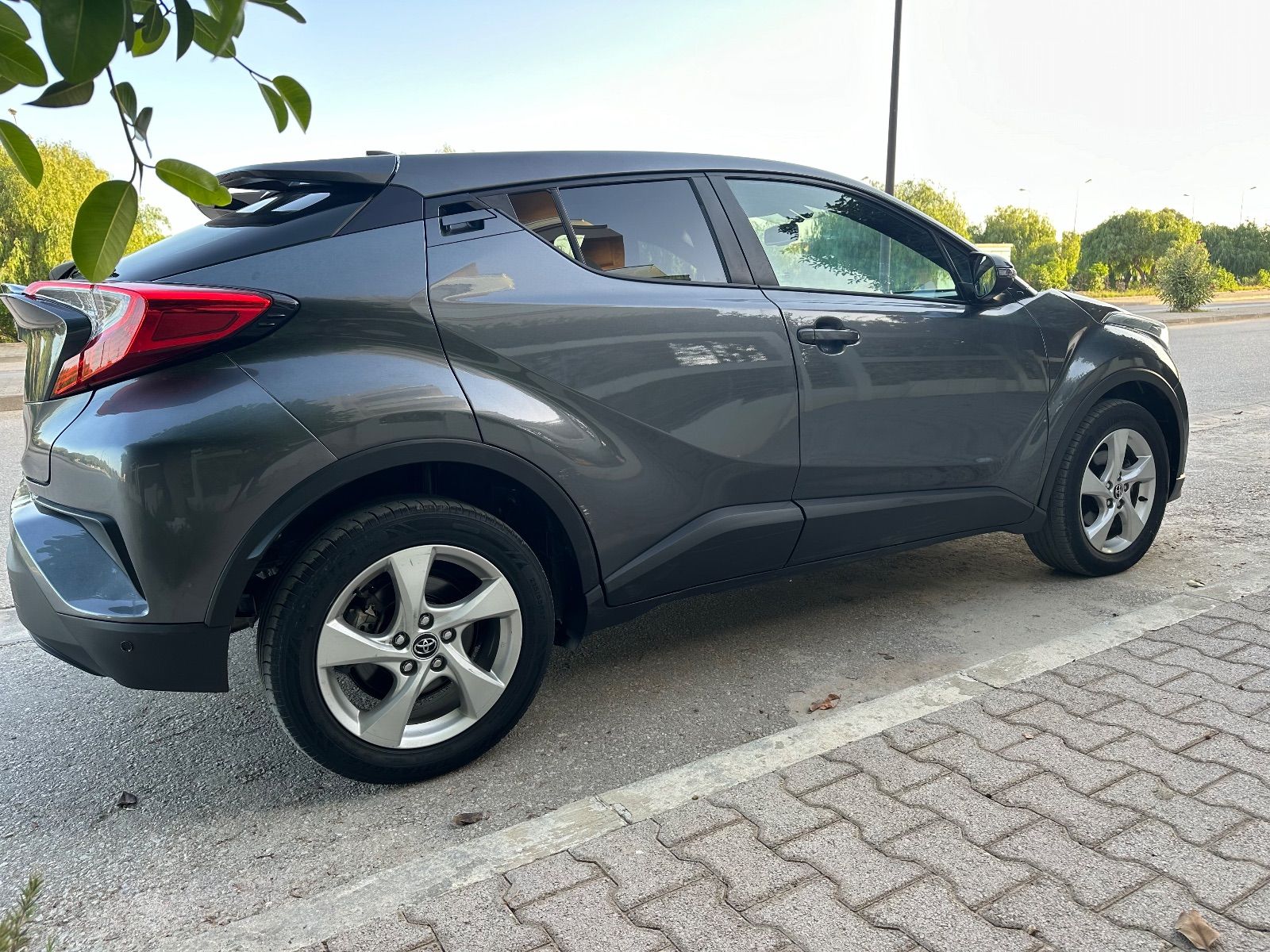 Toyota C-HR Sport à Sfax - Photo 4