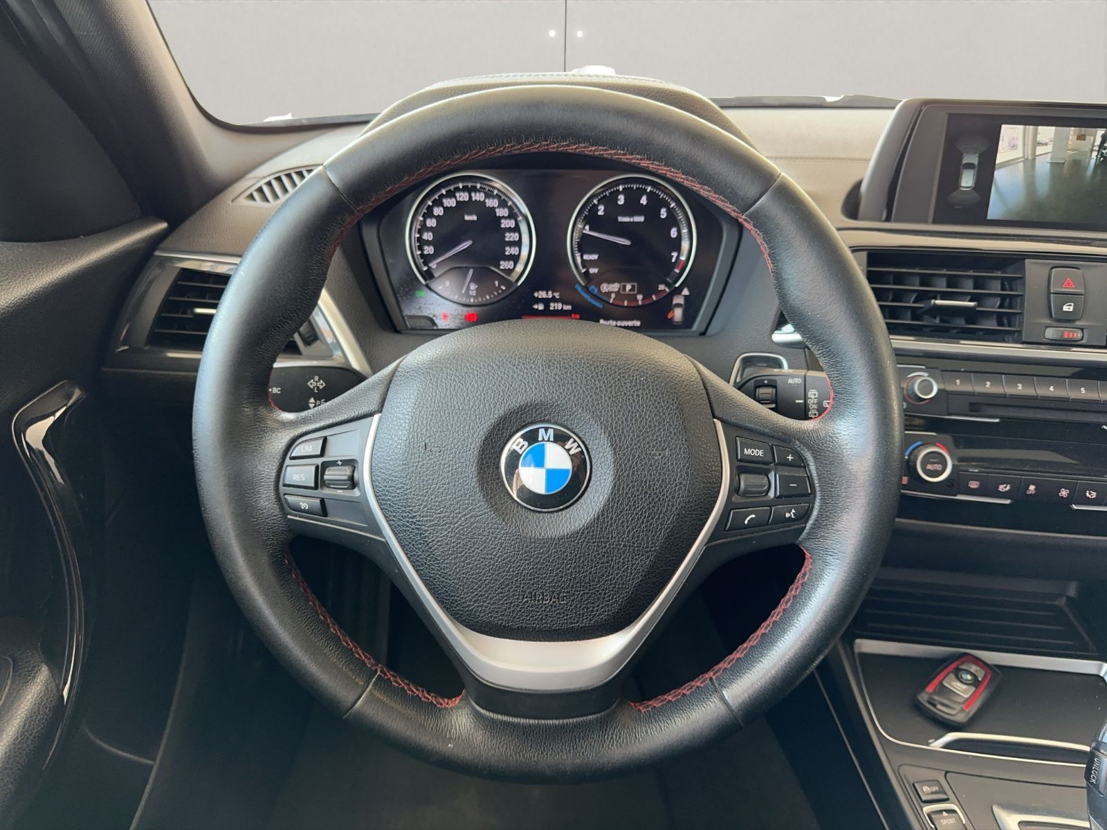 BMW Série 1 Sport Line à Ariana - Photo 10