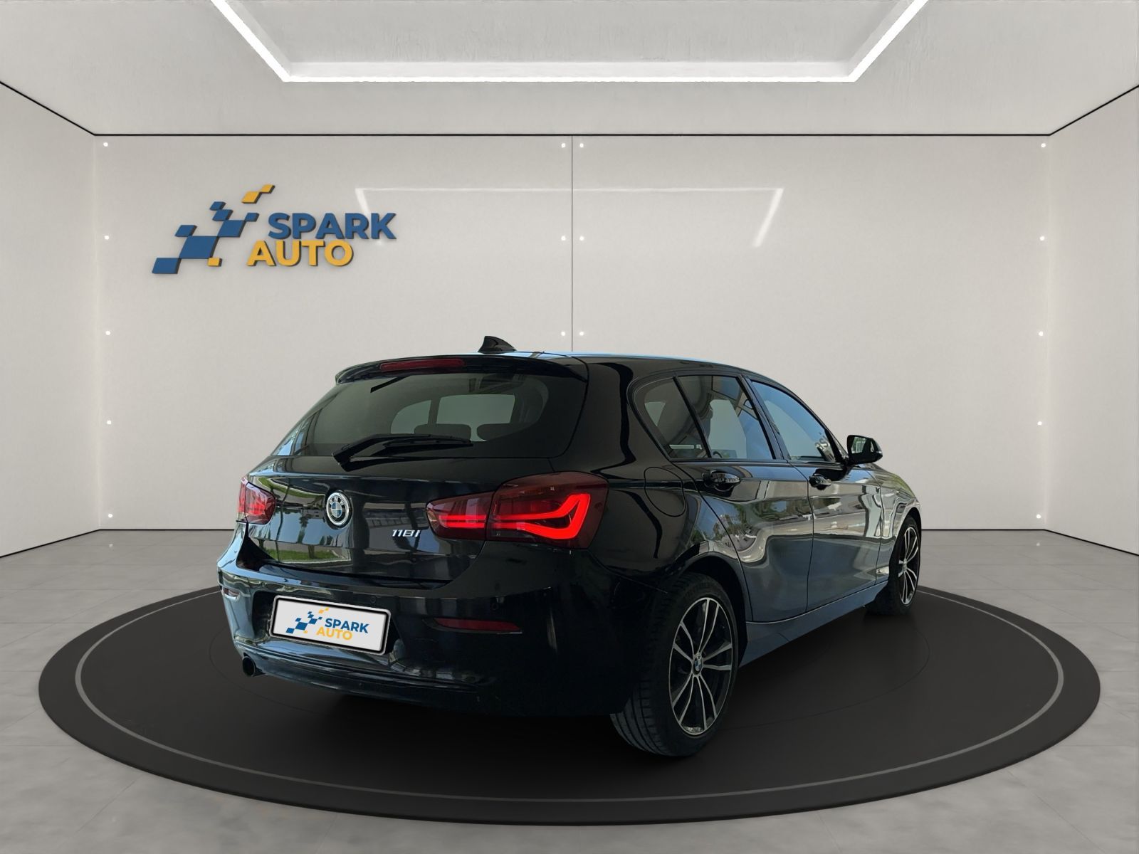 BMW Série 1 Sport Line à Ariana - Photo 5