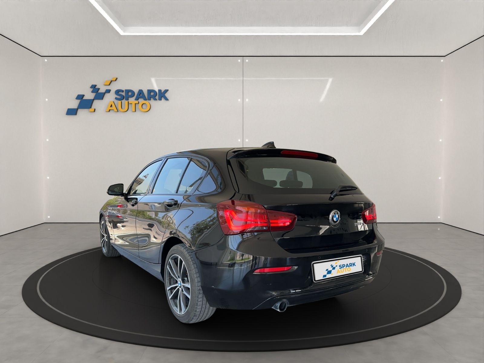 BMW Série 1 Sport Line à Ariana - Photo 3