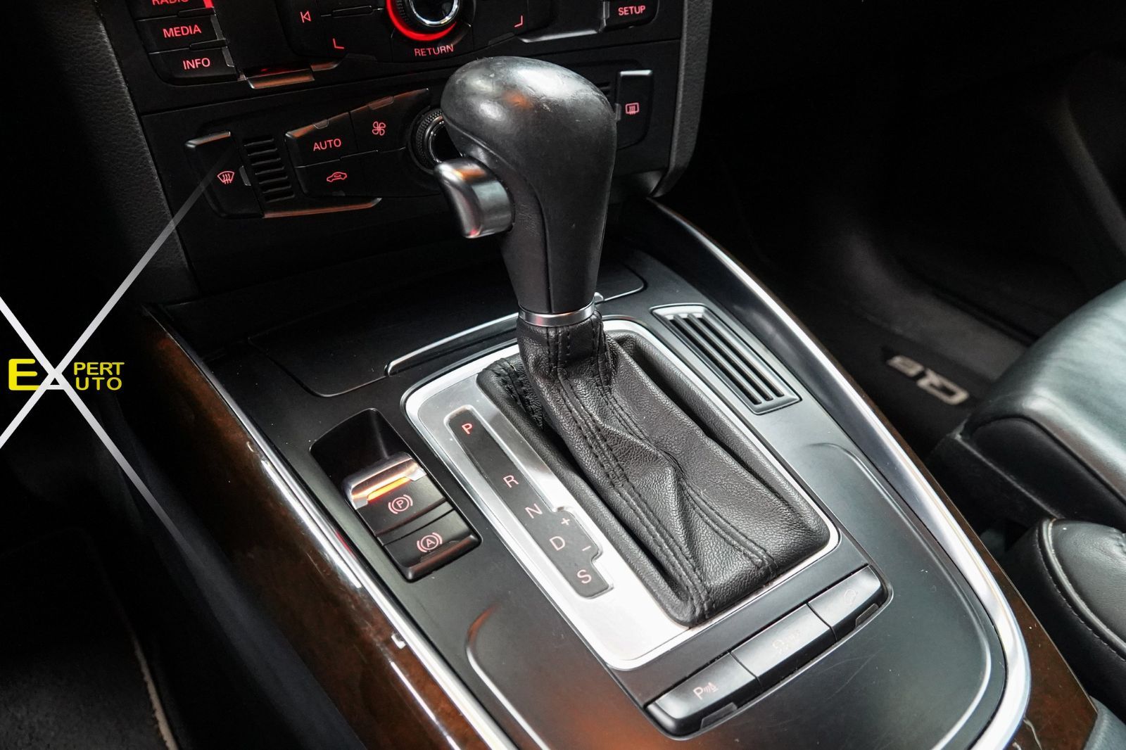 Audi Q5 S-line à Nabeul - Photo 9