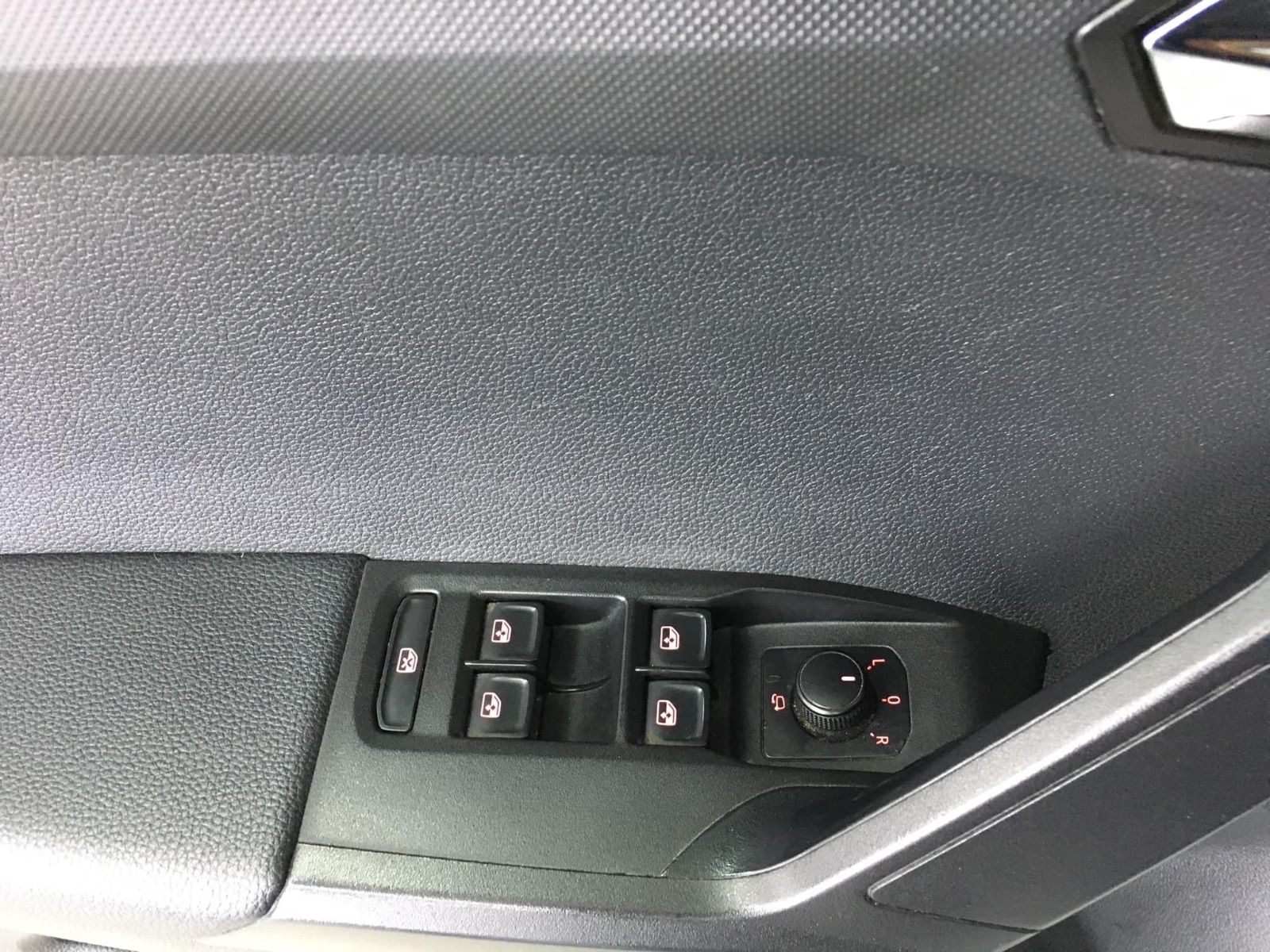 Seat Ibiza Sol à Ariana - Photo 28