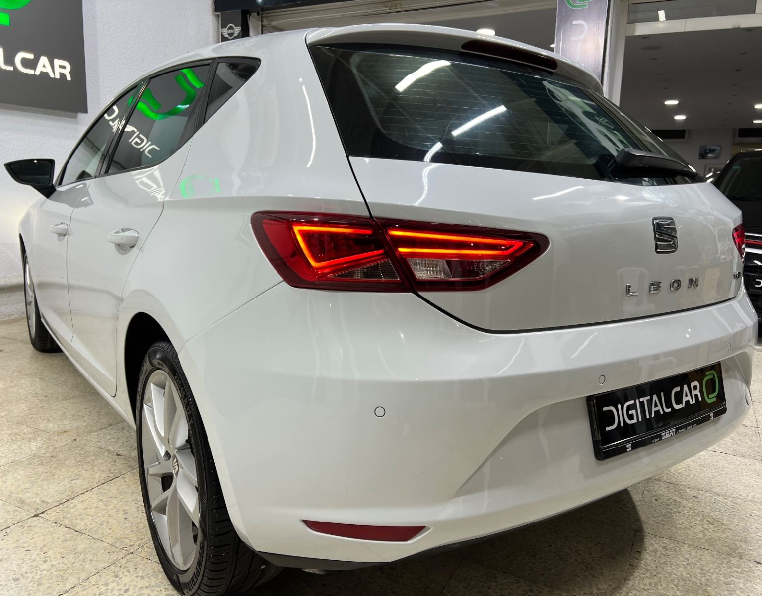 Seat Leon Style à Ariana - Photo 14