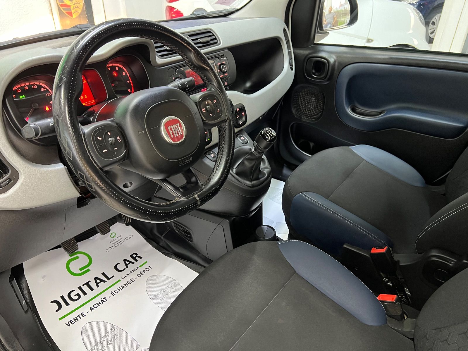 Fiat Panda City Cross à Tunis - Photo 20