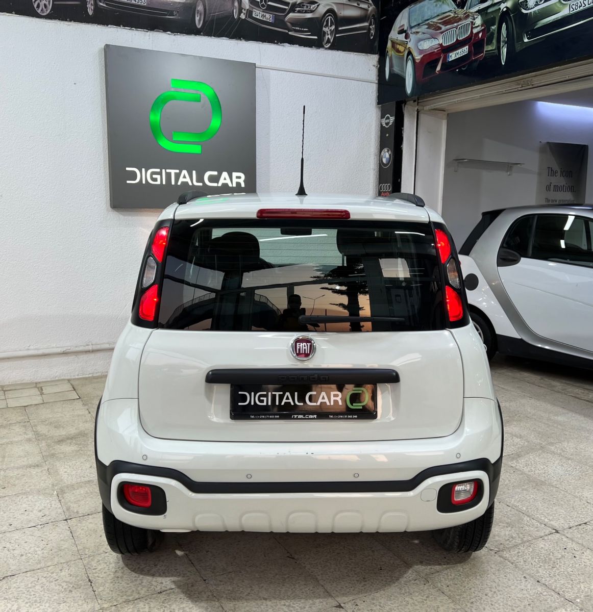 Fiat Panda City Cross à Tunis - Photo 8