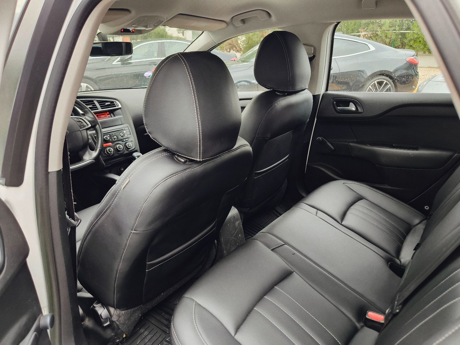 Citroën C4 à Ariana - Photo 7