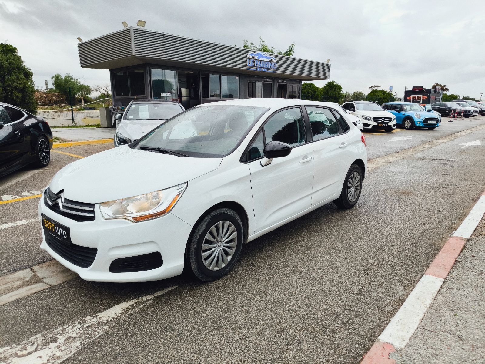 Citroën C4 à Ariana - Photo 2