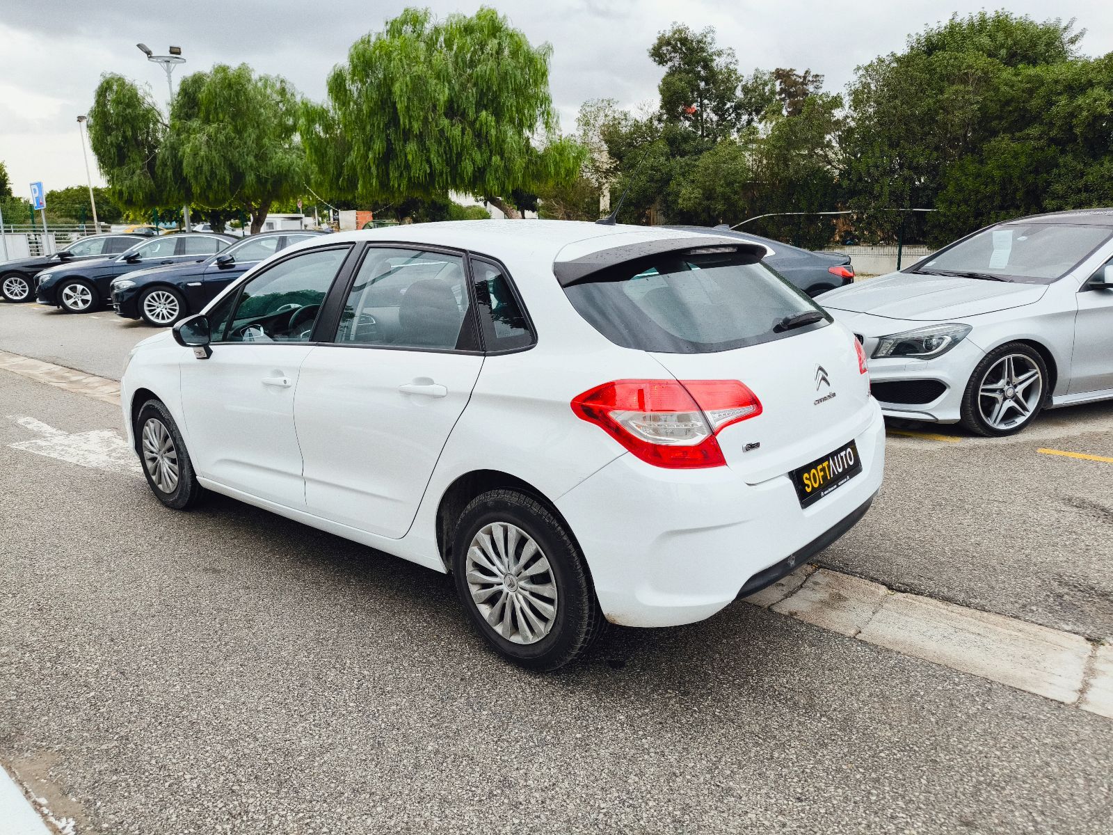 Citroën C4 à Ariana - Photo 4
