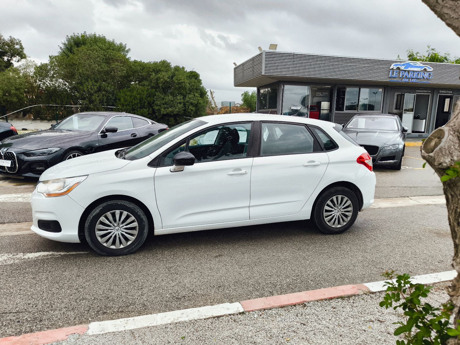 Citroën C4 à Ariana - Photo 3