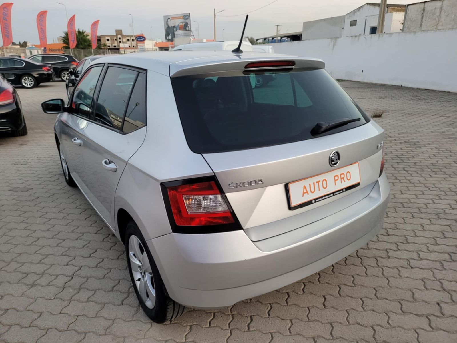 Skoda Fabia Essence à Sfax - Photo 5