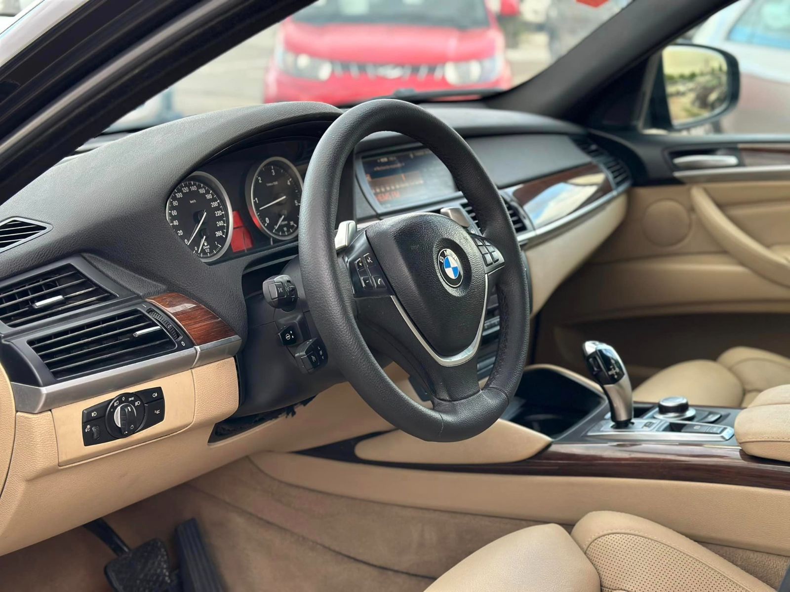 BMW X6 M power à Ariana - Photo 10