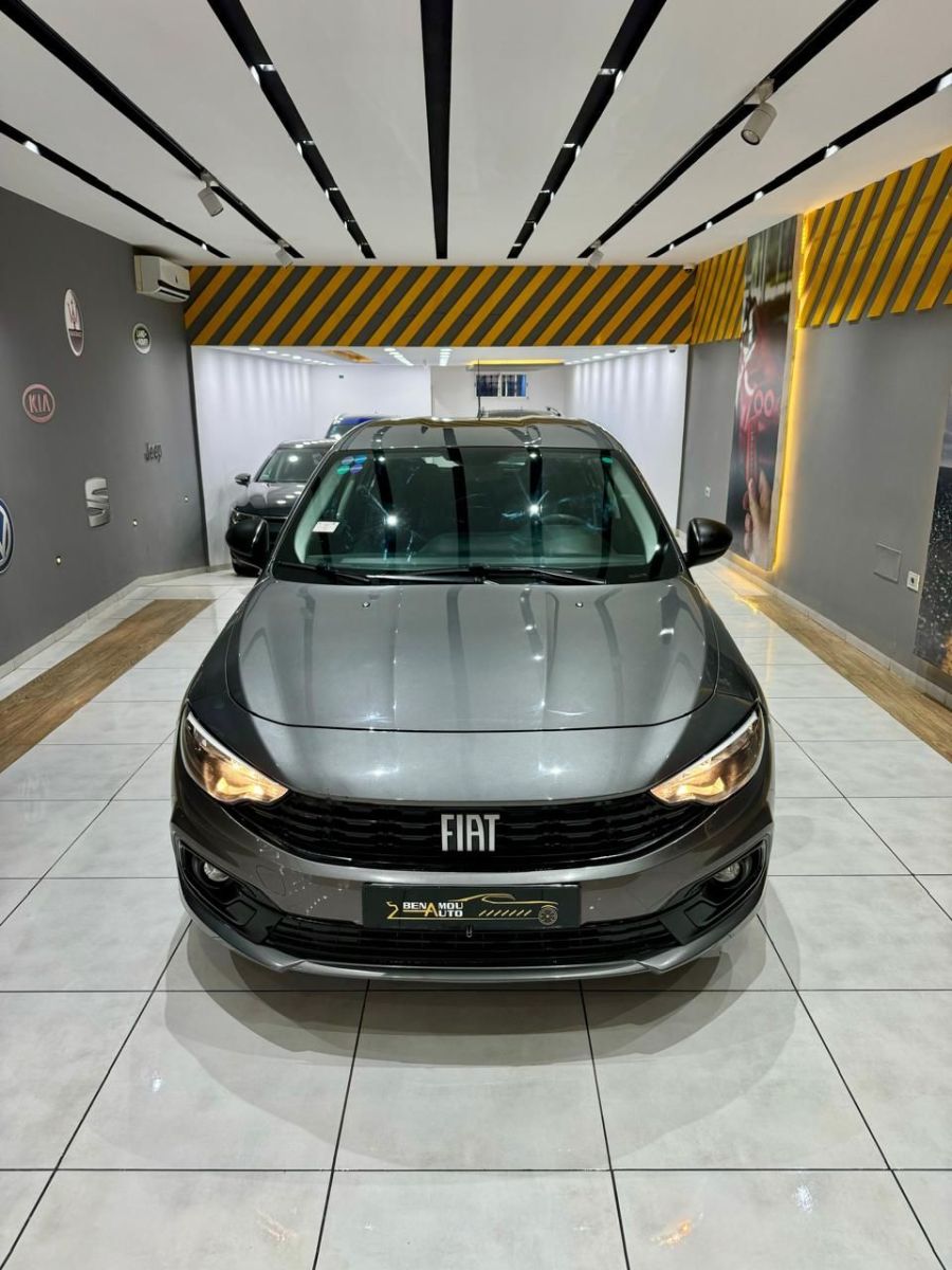 Fiat Tipo 5 portes à Tunis - Photo 1
