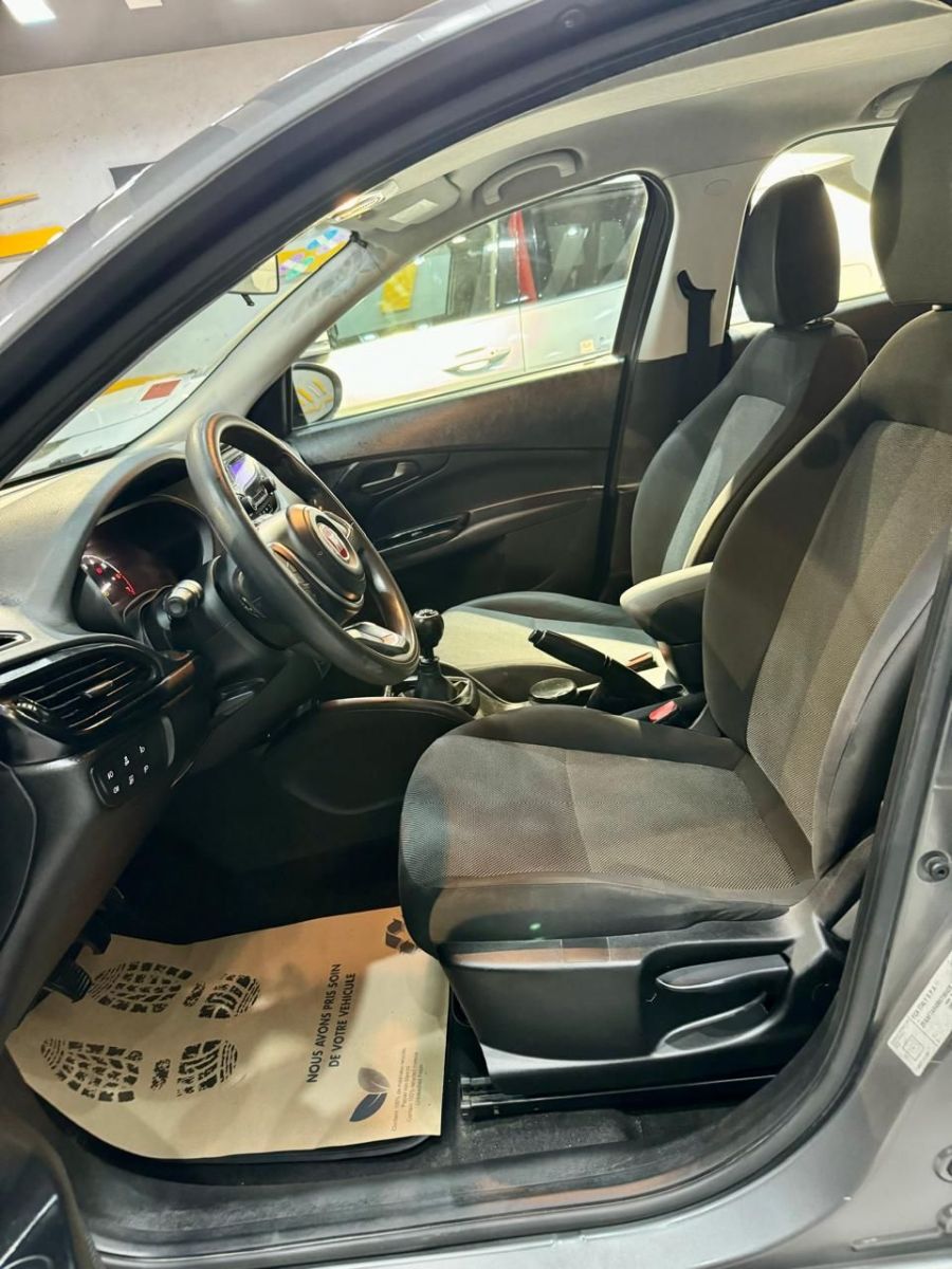 Fiat Tipo 5 portes à Tunis - Photo 8