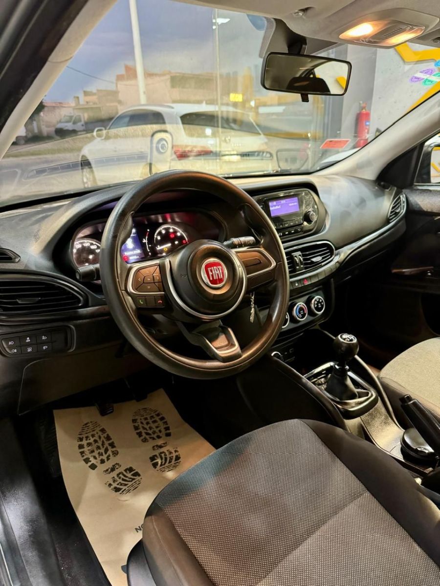 Fiat Tipo 5 portes à Tunis - Photo 18