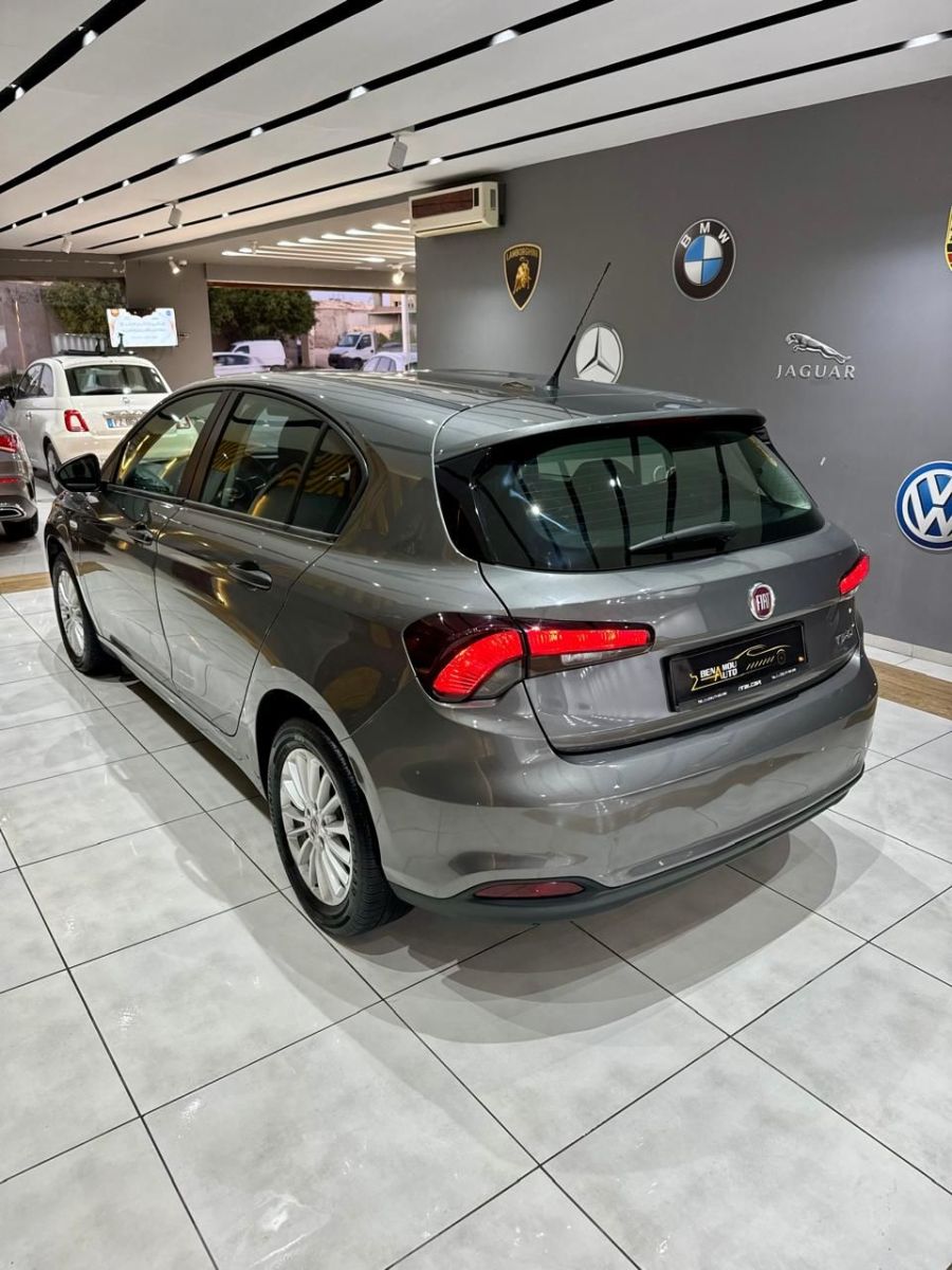 Fiat Tipo 5 portes à Tunis - Photo 6
