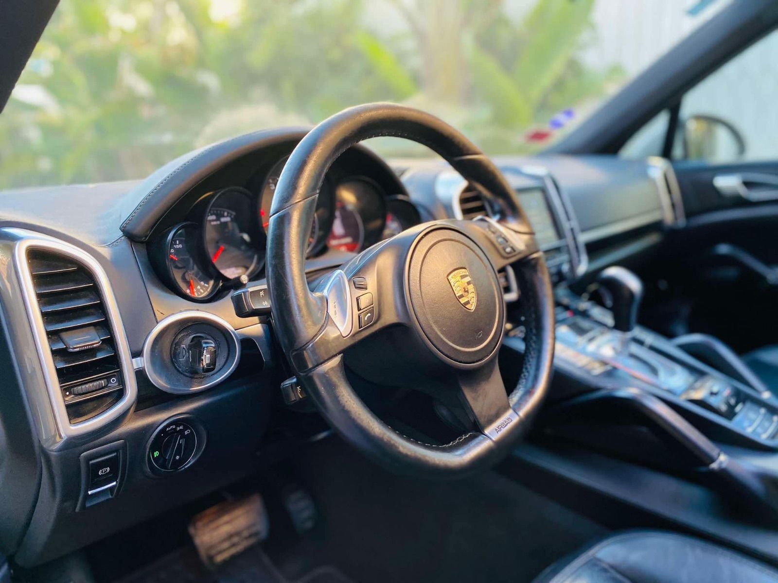Porsche Cayenne à Ariana - Photo 11