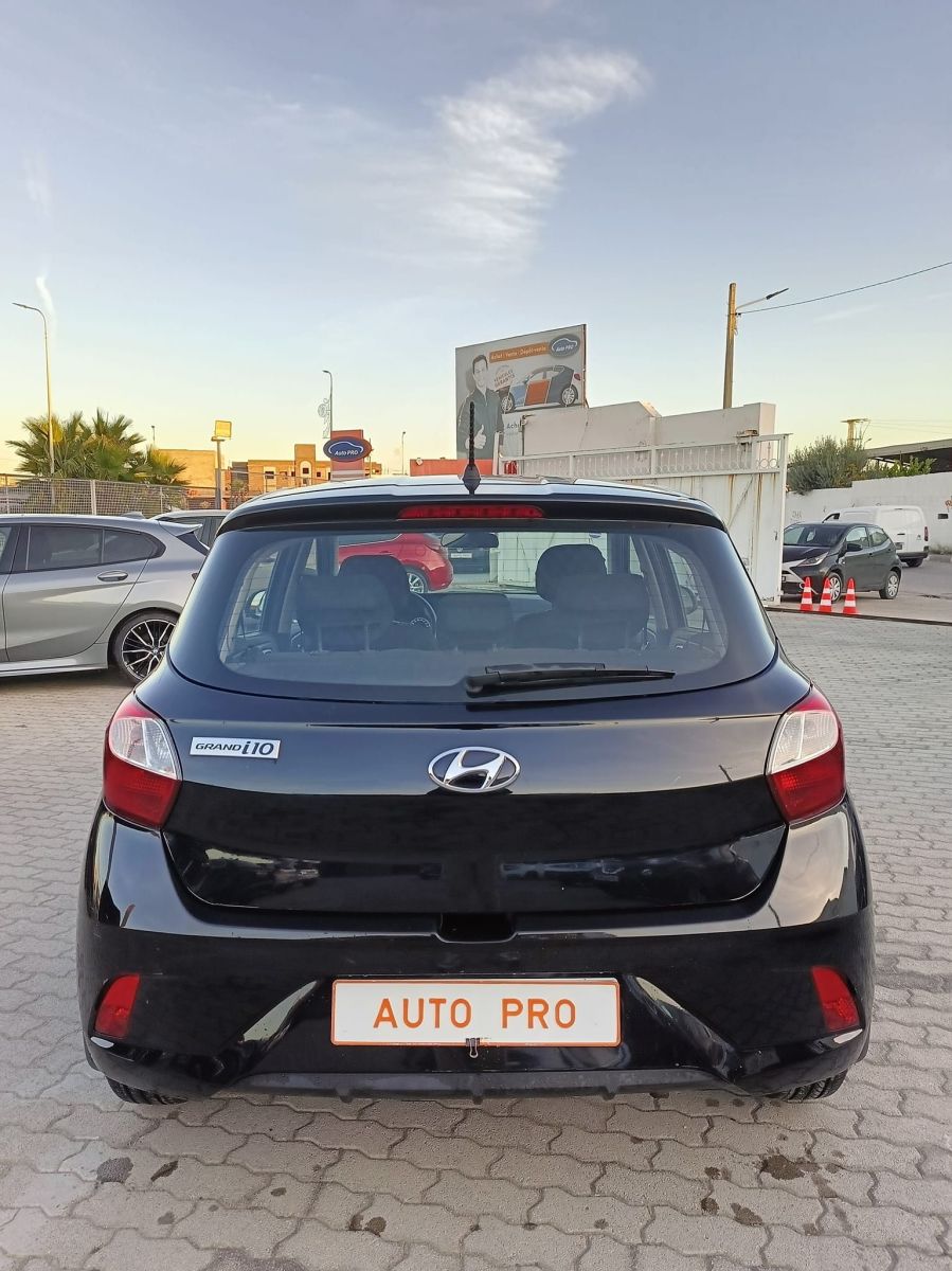 Hyundai Grand i10 GLS à Tunis - Photo 13