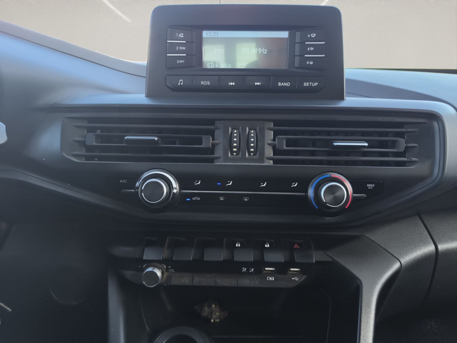 Peugeot Landtrek Double Cabine à Ben Arous - Photo 15