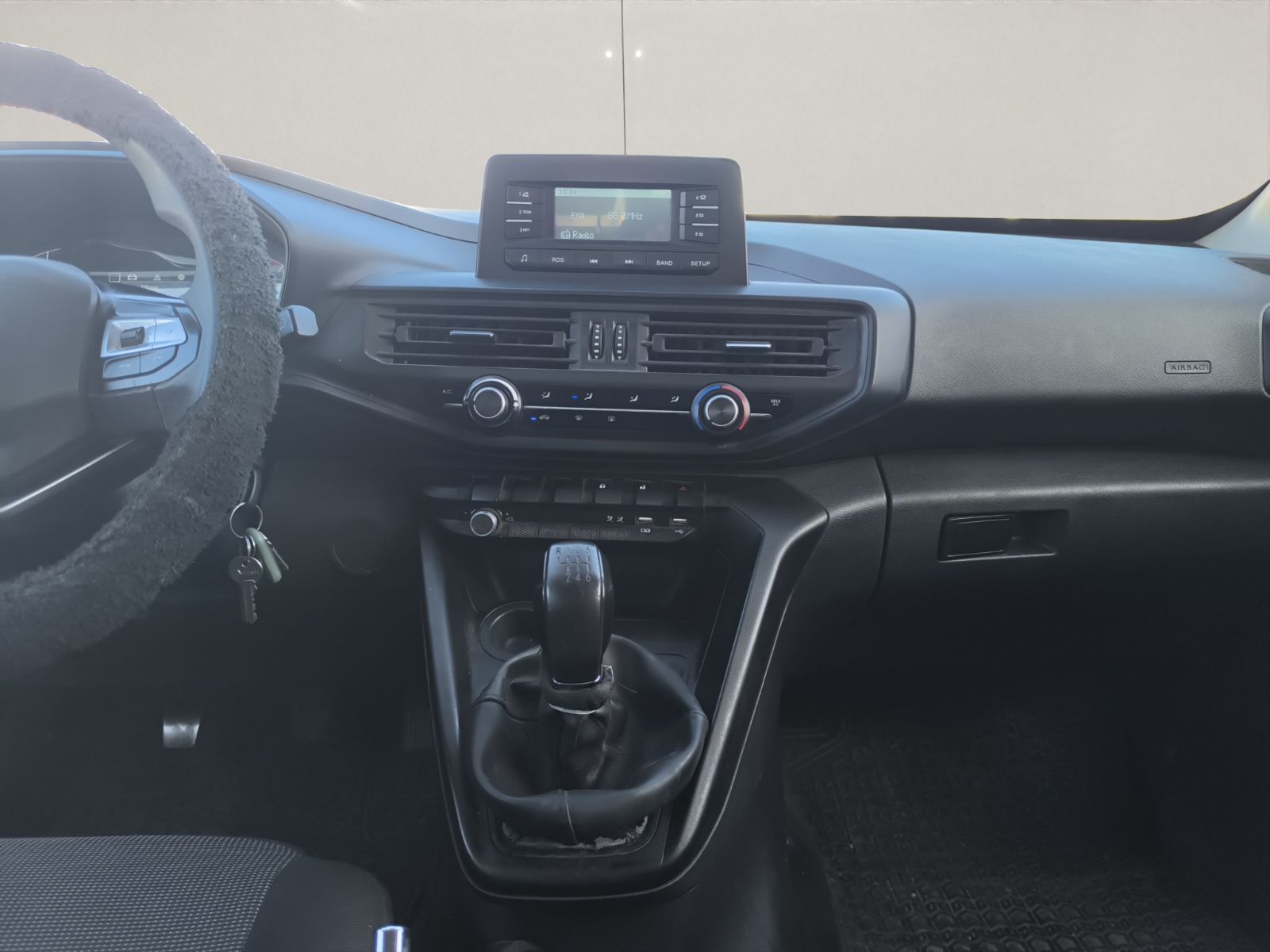 Peugeot Landtrek Double Cabine à Ben Arous - Photo 14