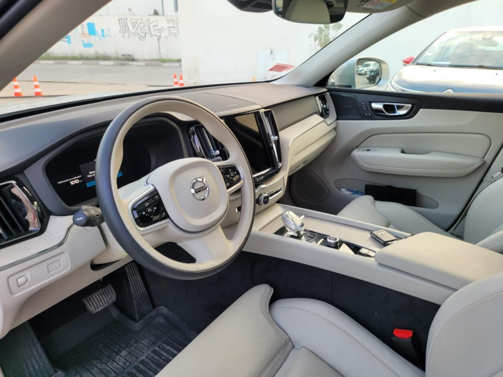 Volvo XC60 à Ariana - Photo 13