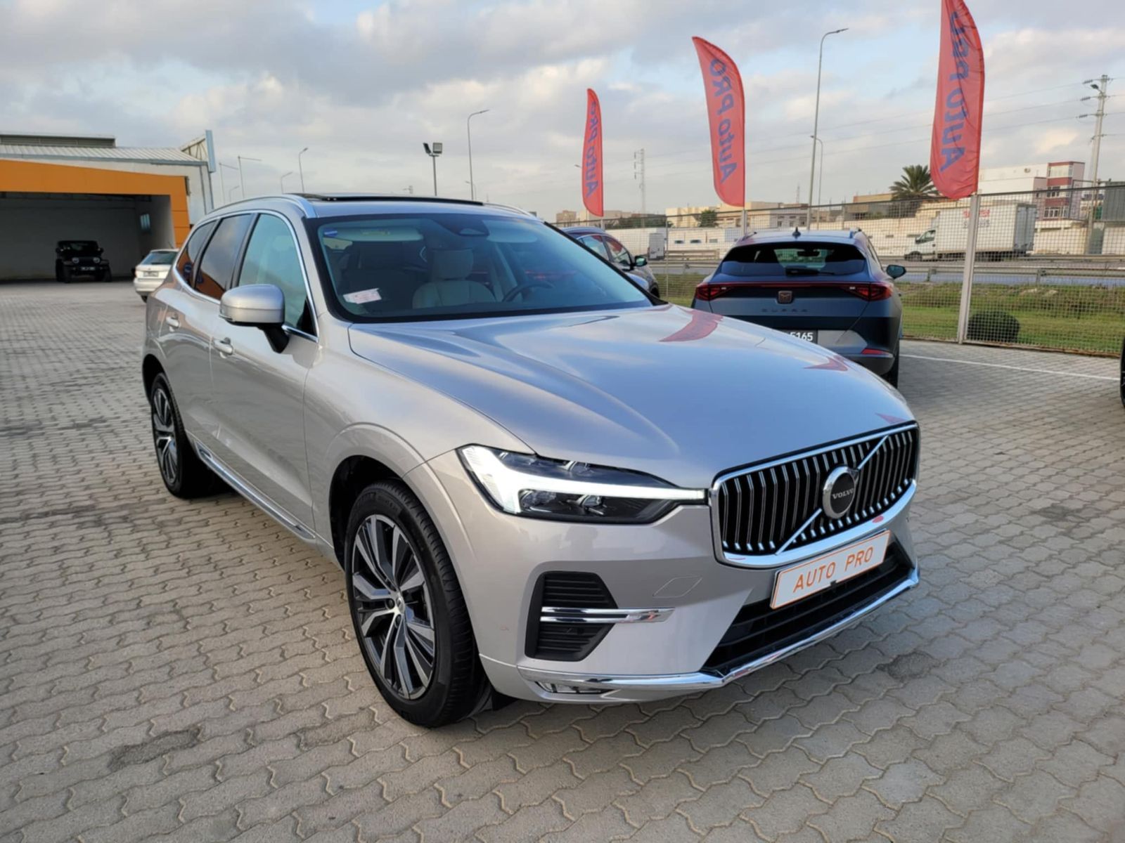 Volvo XC60 à Ariana - Photo 18