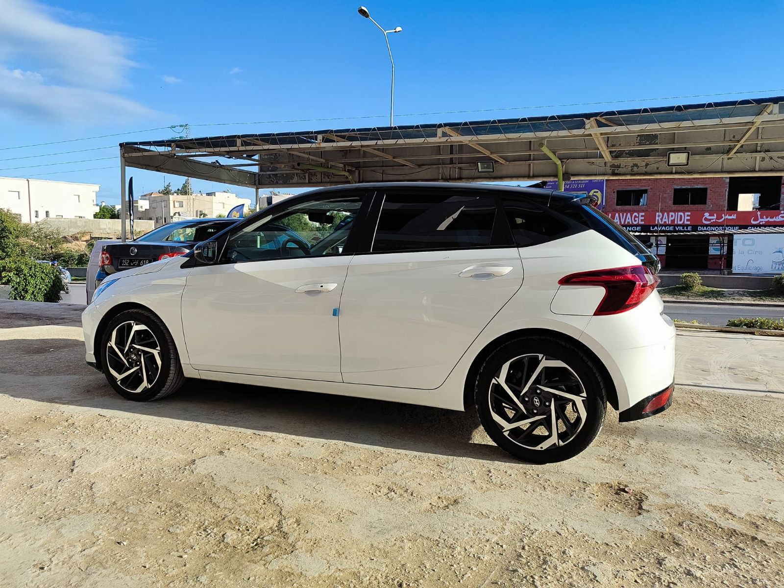 Hyundai i20 GLS Plus à Tunisie - Photo 2