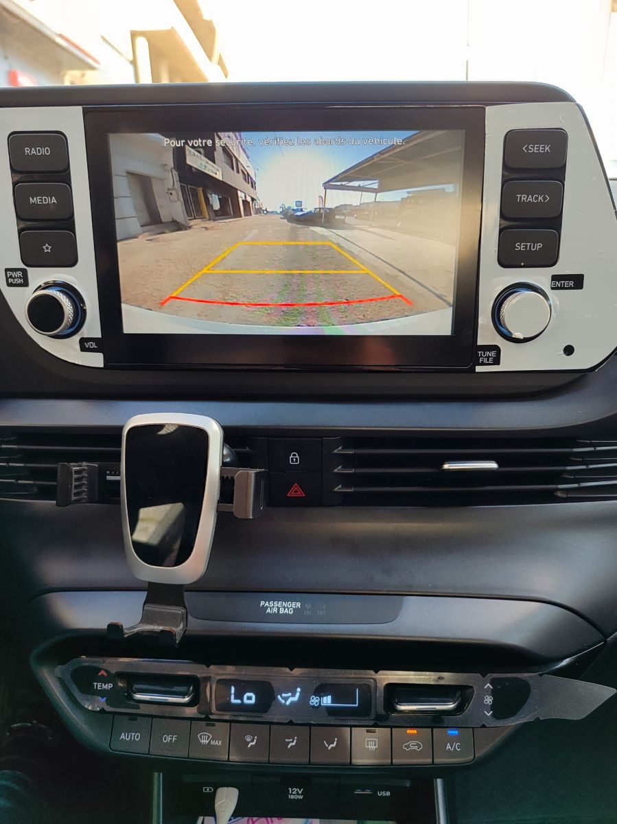 Hyundai i20 GLS Plus à Tunisie - Photo 11