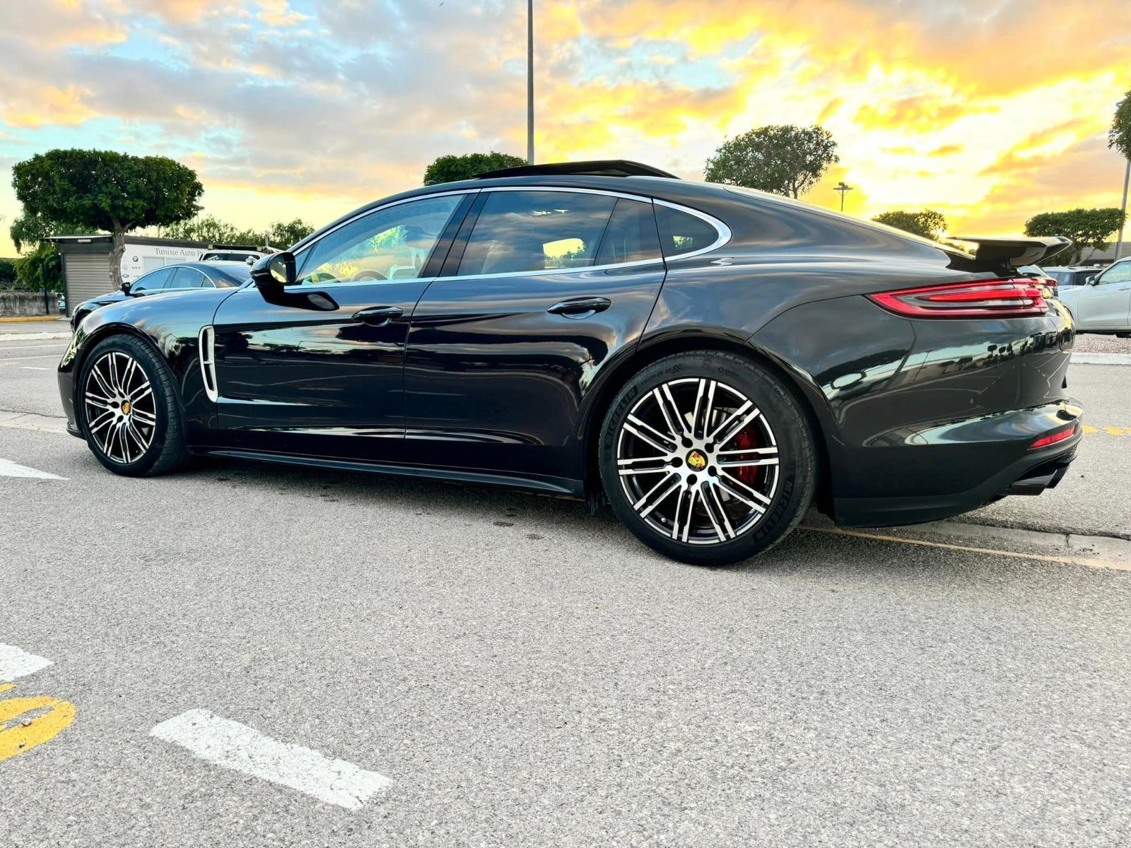 Porsche Panamera 4S E-hybride plugin à Tunis - Photo 2