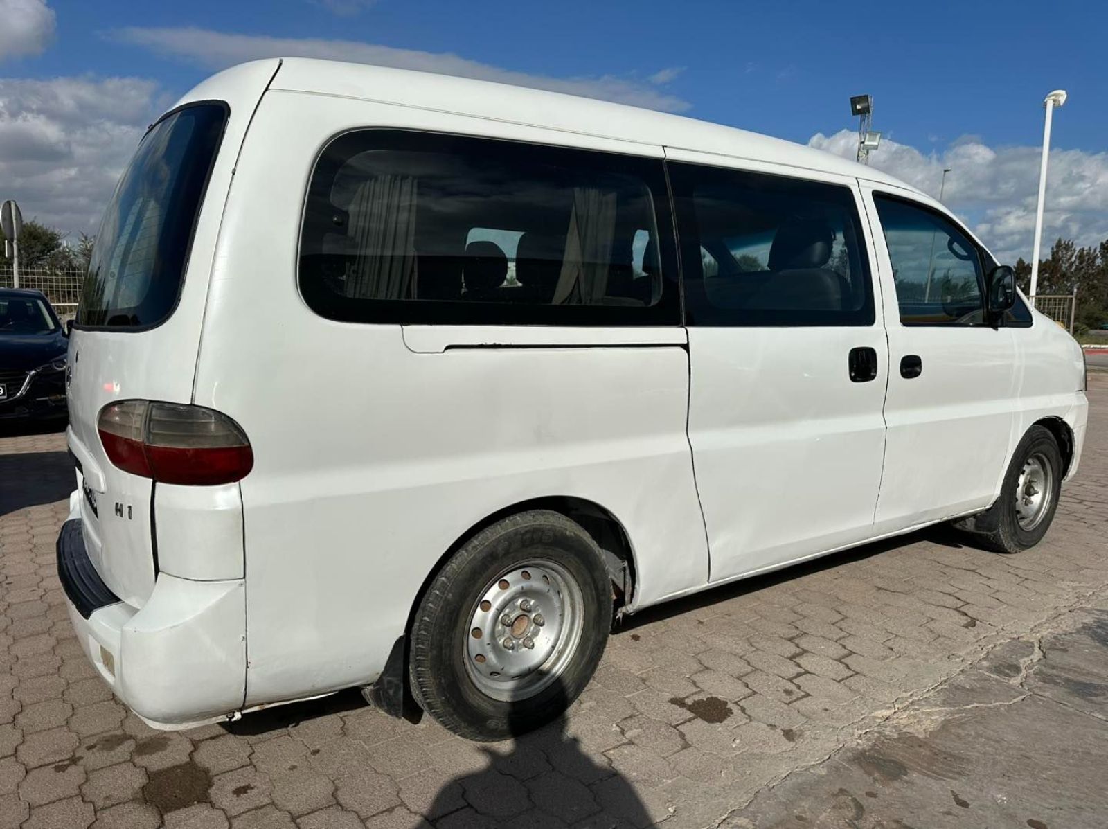 Hyundai H-1 à Ben Arous - Photo 5
