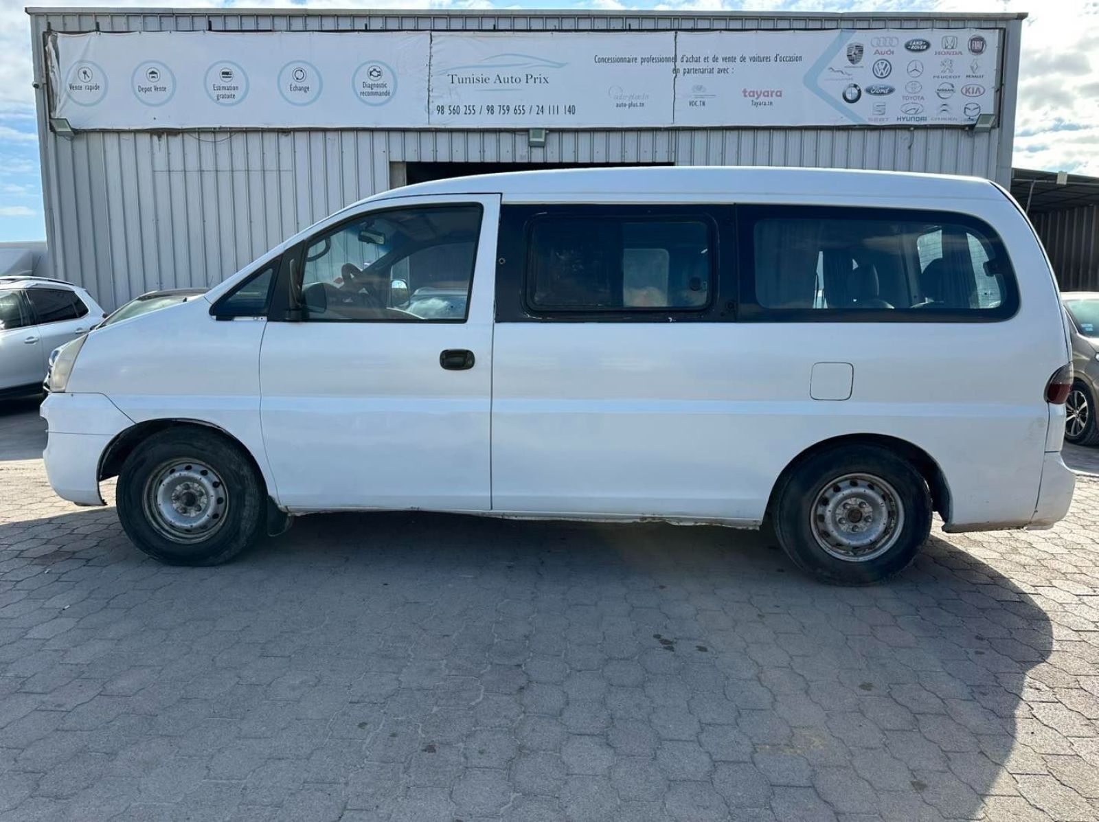Hyundai H-1 à Ben Arous - Photo 1