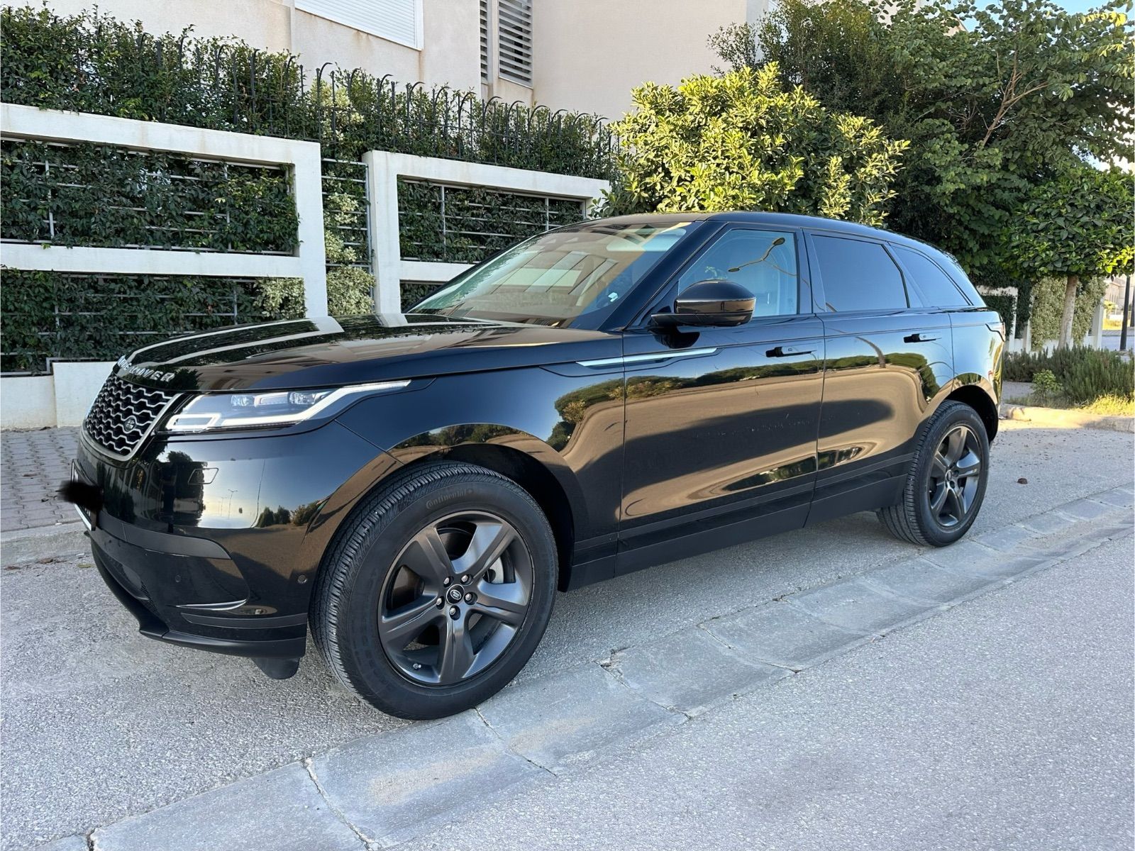 Land Rover Range Rover Velar R-Dynamic à Tunis - Photo 4