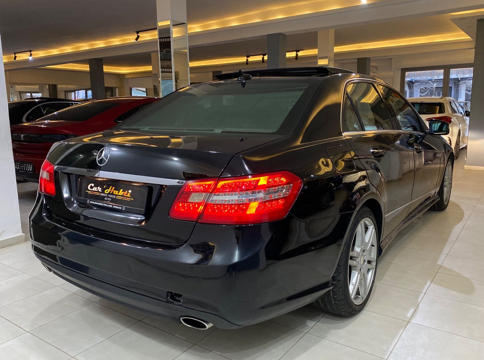 Mercedes-Benz Classe E e220 à Tunis - Photo 5